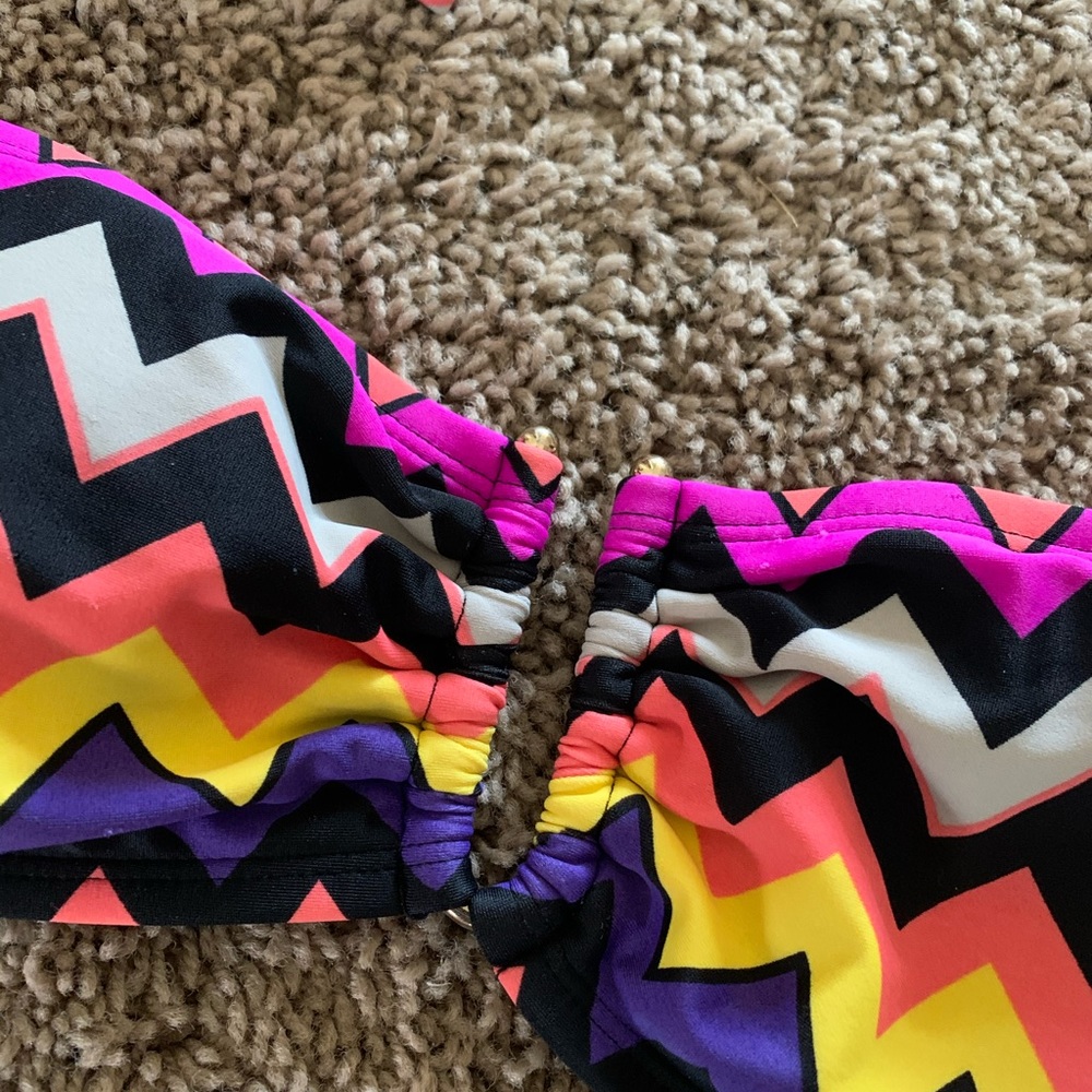 Chevron Bikini - Picture 2 of 2